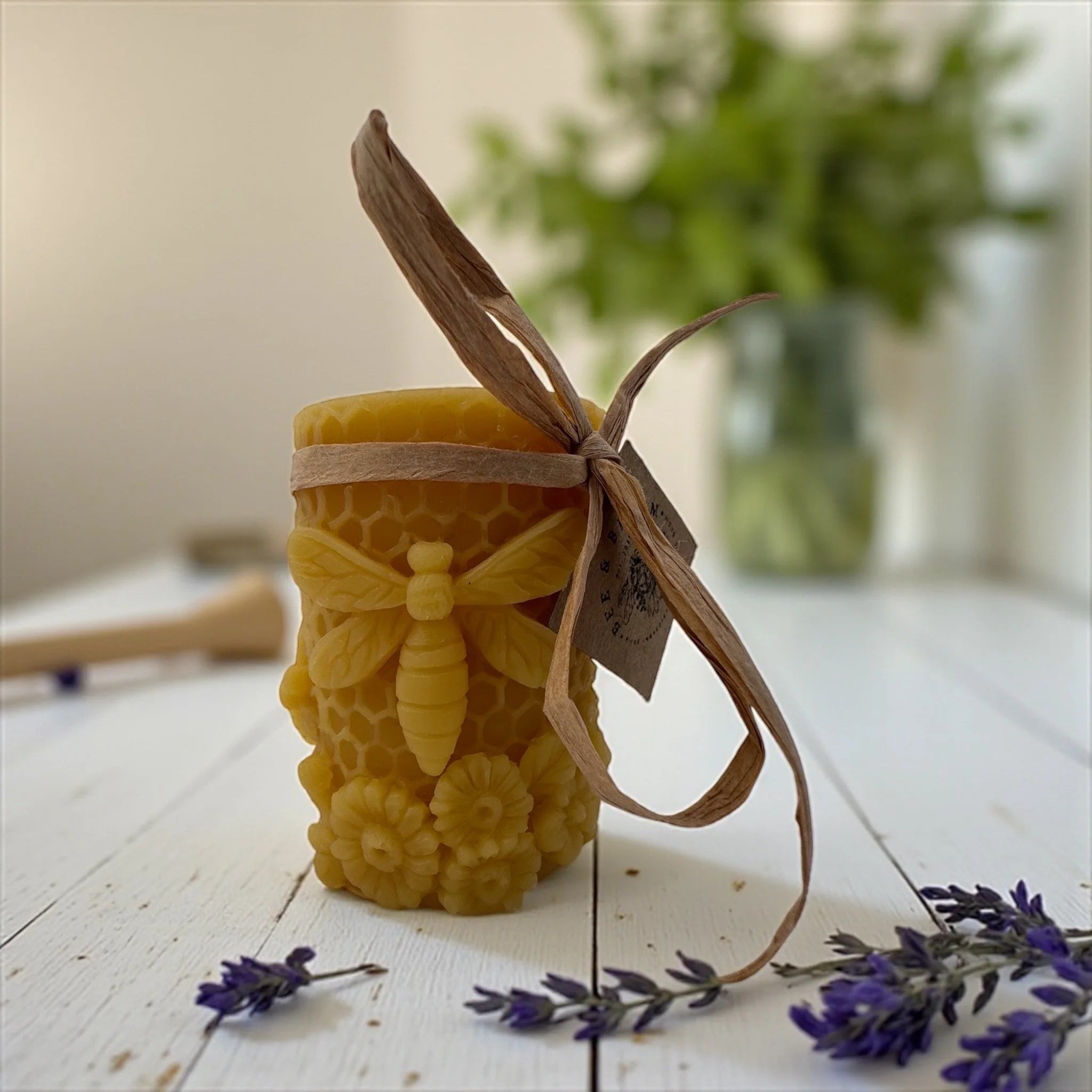 Honeycomb Votive w/Flower